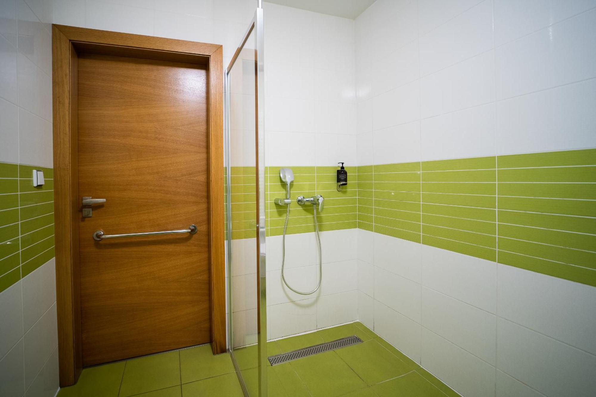 Garni Hotel Свитави Экстерьер фото